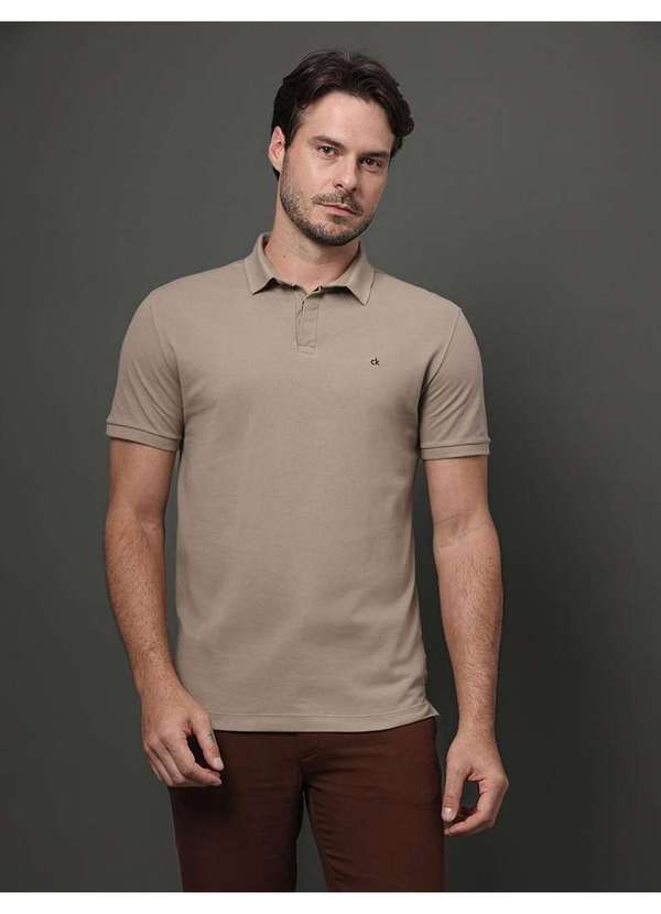 Calvin Klein Jeans - Polo Masculina Slim Calvin Klein - Caqui Medio Bege 5