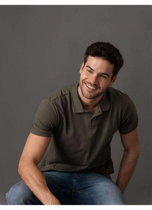 Calvin Klein Jeans - Polo Masculina Slim Logo Bordado Calvin Klein Jeans - Militar Verde