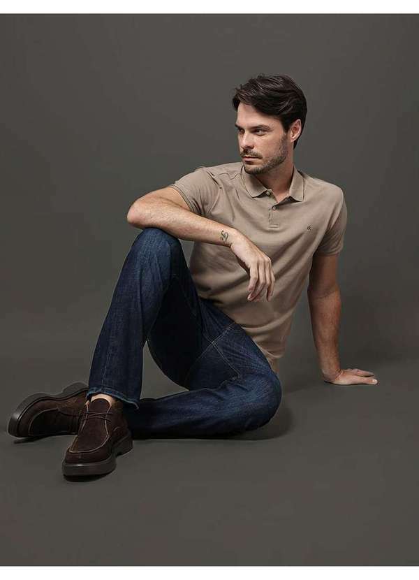 Calvin Klein Jeans - Polo Masculina Slim sem Friso Calvin Klein - Caqui Medio Bege
