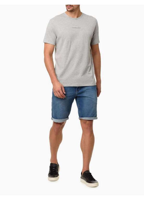 Calvin Klein Jeans - Camiseta Masculina de Algodão Estampa Logo Centralizado Calvin Kl Cinza