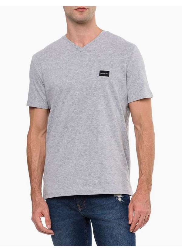 Calvin Klein Jeans - Camiseta Masculina Gola V Básica Logo no Peito Calvin Klein Jeans Cinza