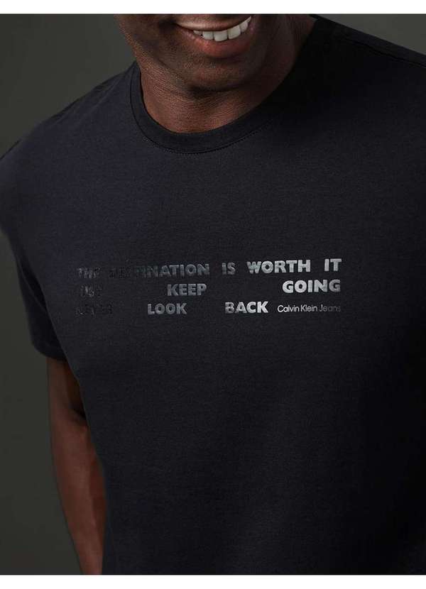 Calvin Klein Jeans - Camiseta Masculina Keep Going Calvin Klein Jeans - Preto Preto 4