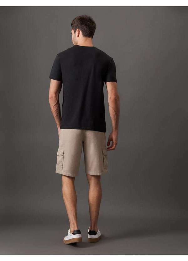 Calvin Klein Jeans - Camiseta Masculina Logo Box Calvin Klein Jeans - Preto Preto