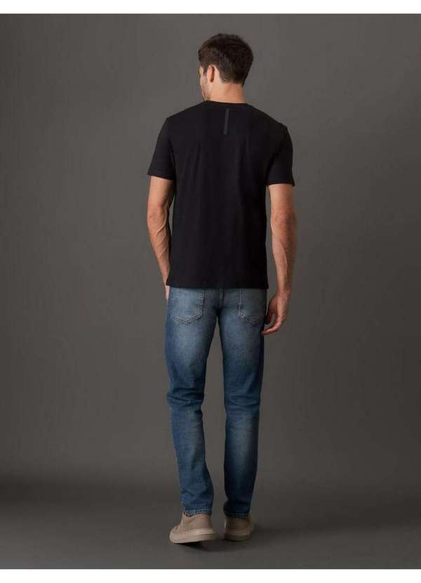 Calvin Klein Jeans - Camiseta Masculina Manga Curta Gel Calvin Klein Jeans - Preto Preto 2