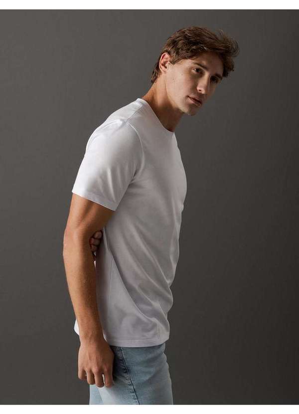 Calvin Klein Jeans - Camiseta Masculina Manga Curta Patch Calvin Klein Jeans - Branco Branco 3