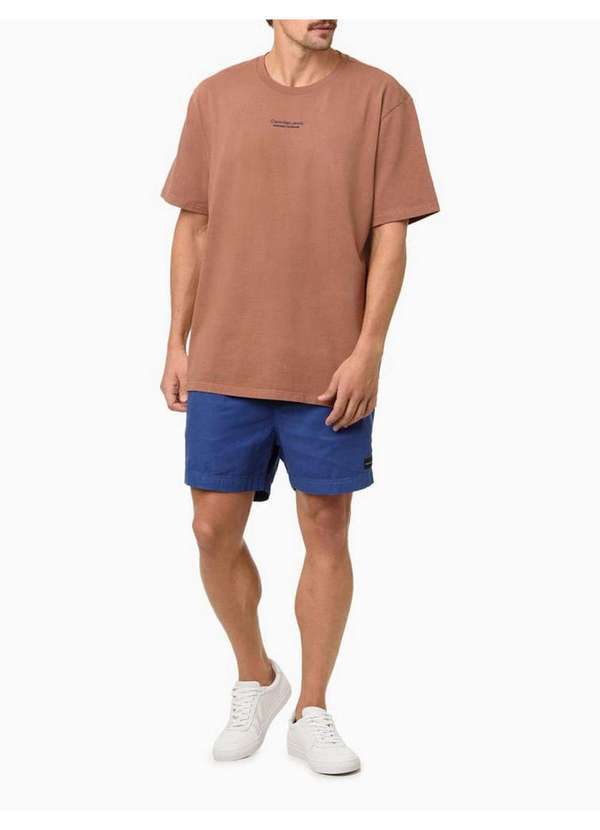 Calvin Klein Jeans - Camiseta Masculina Micrologo Registered - Caqui Medio Bege 3