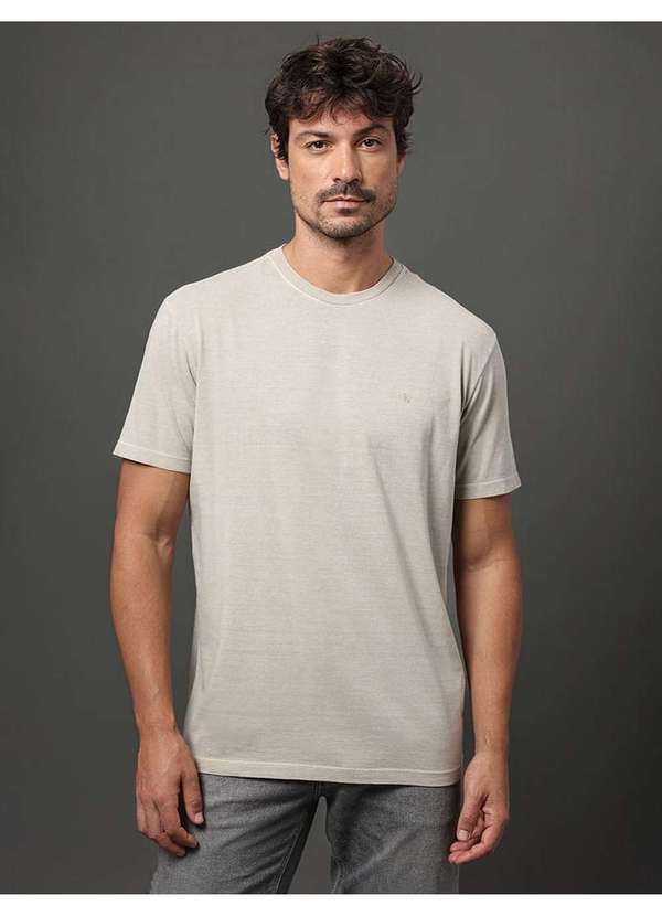 Calvin Klein Jeans - Camiseta Masculina Monogram Pigmento Calvin Klein Jeans - Caqui C Bege