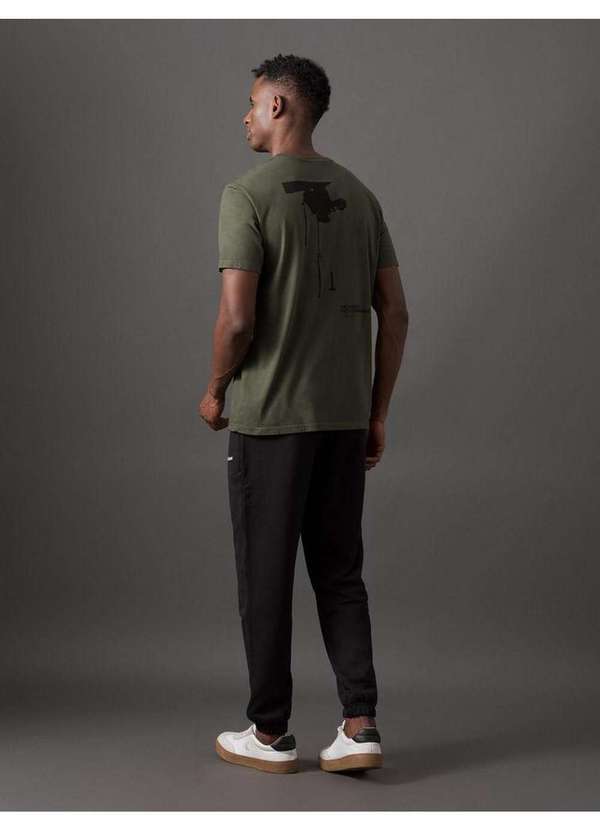 Calvin Klein Jeans - Camiseta Masculina no Maps Calvin Klein Jeans - Militar Verde 4