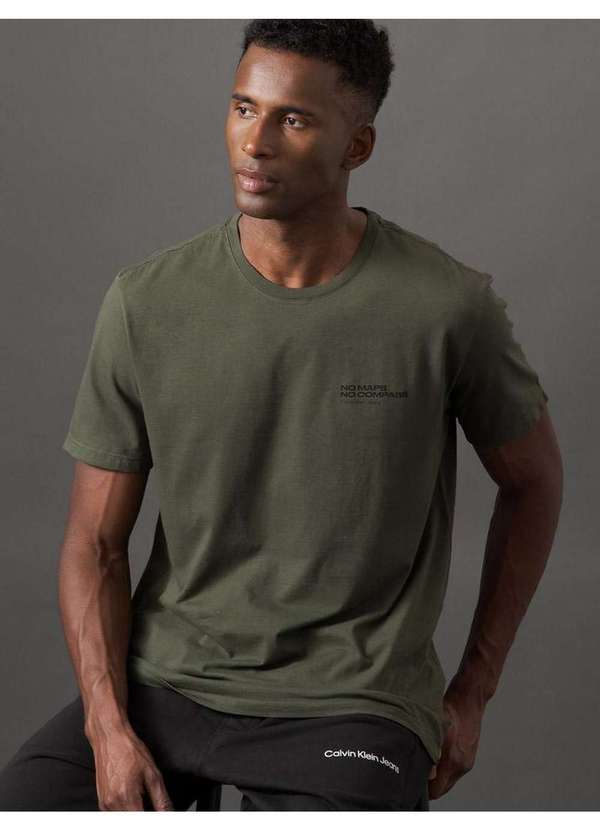 Calvin Klein Jeans - Camiseta Masculina no Maps Calvin Klein Jeans - Militar Verde 5