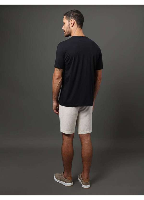 Calvin Klein Jeans - Camiseta Masculina Patch Calvin Klein Jeans - Preto Preto 2