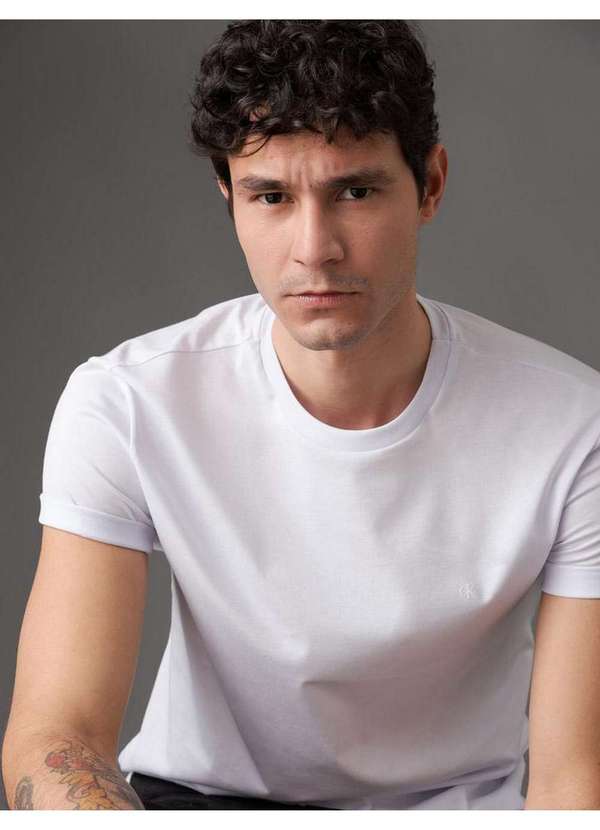 Calvin Klein Jeans - Camiseta Masculina Pima Calvin Klein Jeans - Branco Branco