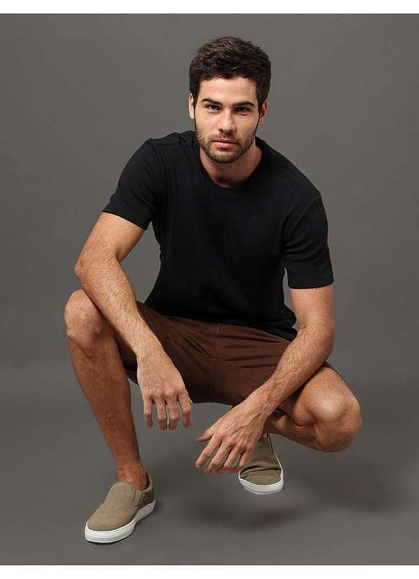 Calvin Klein Jeans - Camiseta Masculina Ribana Logo Monogram Calvin Klein Jeans - Pret Preto