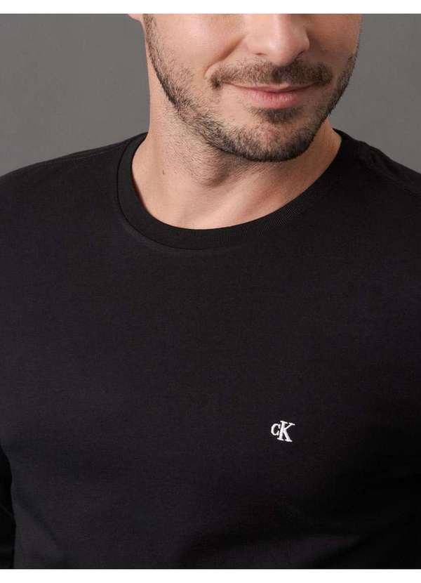 Calvin Klein Jeans - Camiseta Masculina Rubber Patch Calvin Klein Jeans - Preto Preto 3