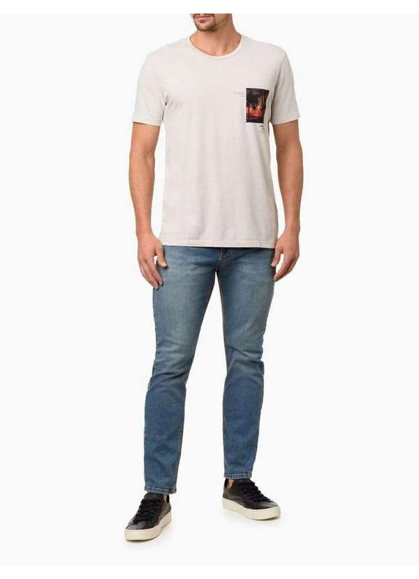 Calvin Klein Jeans - Camiseta Masculina Unlimited Adventure - Areia Bege 3