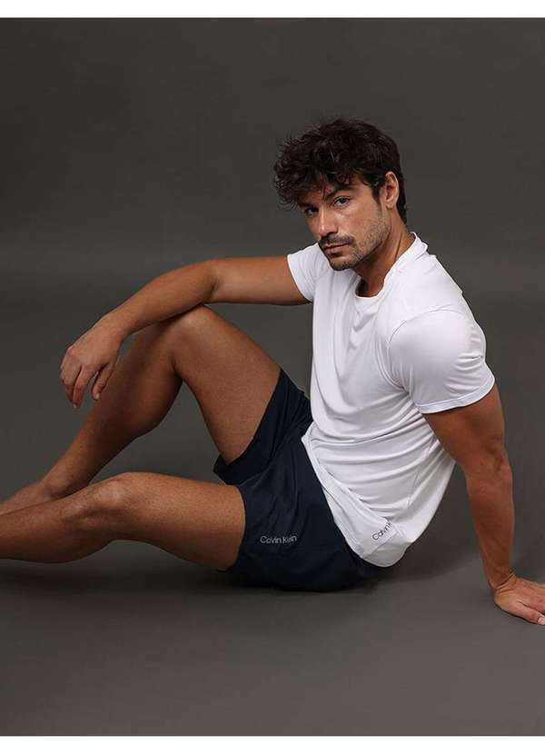 Calvin Klein Jeans - Camiseta Masculina Uv Calvin Klein Swimwear - Branco Branco