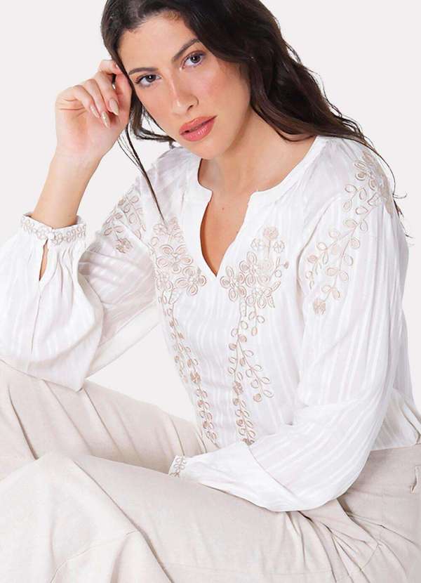 Sob - Blusa Branca Bordada em Bege Viscose Maquinetada com Mangas - Branco
