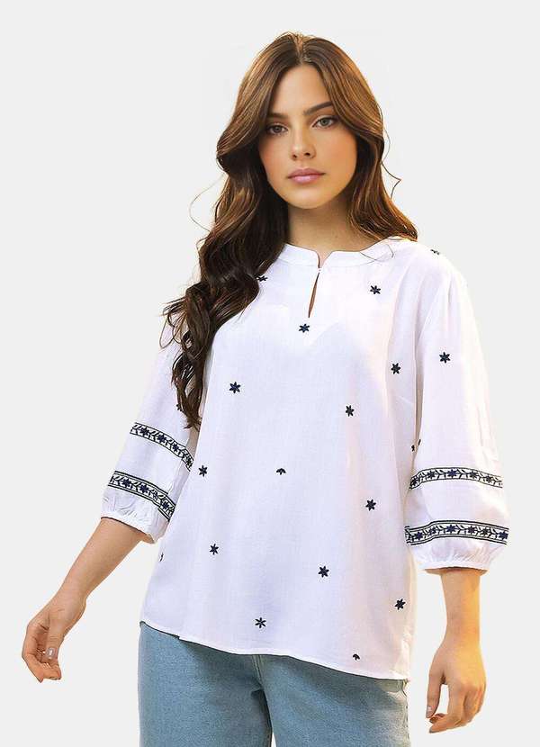 Sob - Blusa Branca Bordada Feminina em Viscose Manga 3/4 - Branco 2