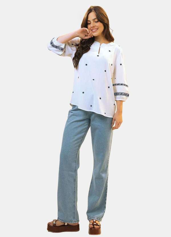 Sob - Blusa Branca Bordada Feminina em Viscose Manga 3/4 - Branco 3