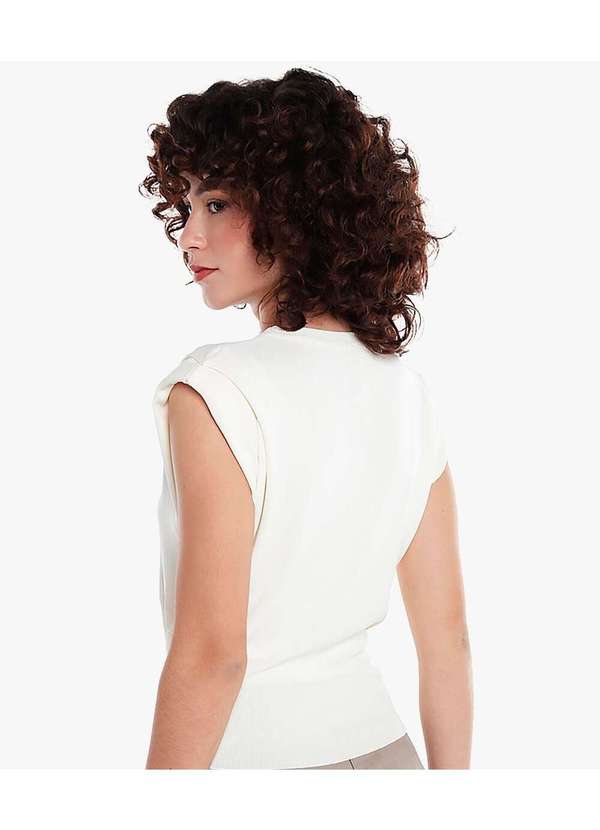 Sob - Blusa de Viscose com Ombreira Tricot Bege 4