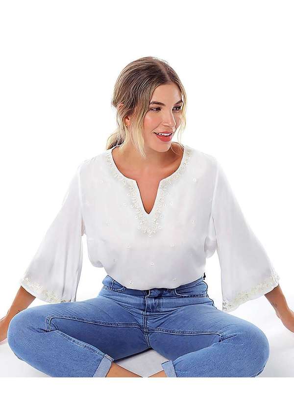 Sob - Blusa Branca em Viscose Bordada Boho Manga 3/4 Solta Branco