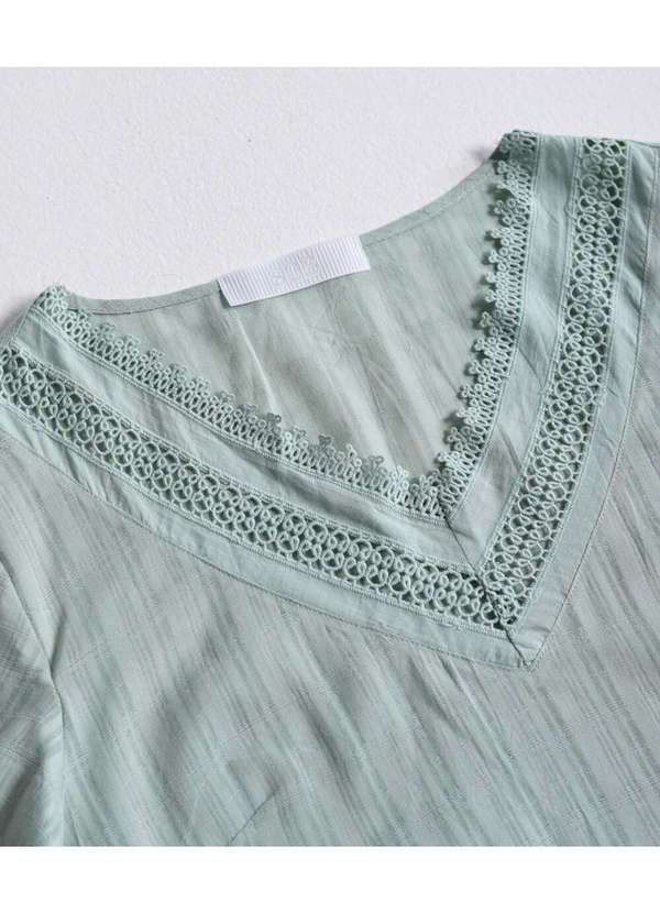 Sob - Blusa Feminina em Algodão Maquinetado Verde Clara com Renda Sob - Verde 6