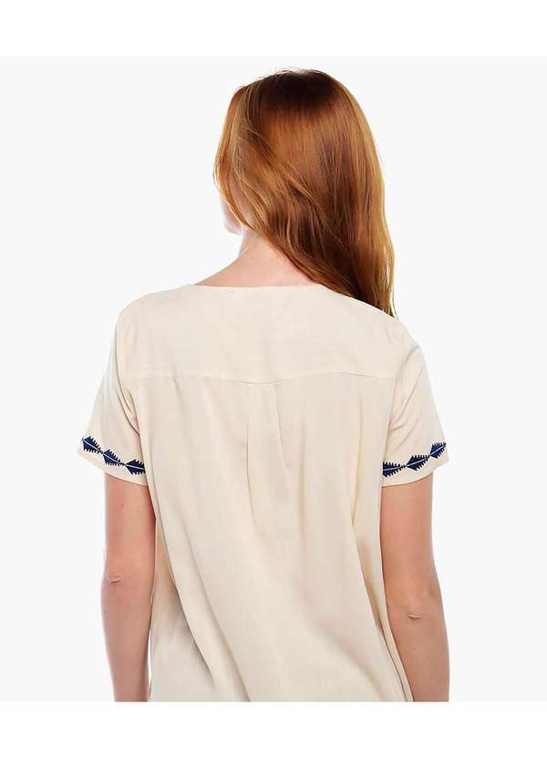 Sob - Blusa Feminina Textura de Linho Manga Curta Bordada Bege 3
