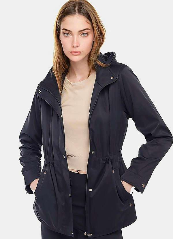 Sob - Casaco Parka Preta Forrada com Capuz Sob - Preto