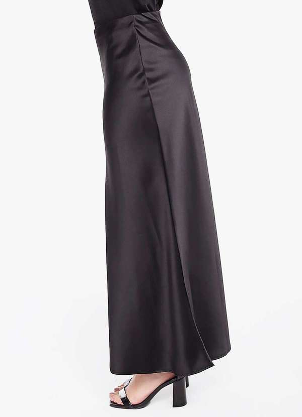 Sob - Saia Longa Preta de Cetim Evasê com Elastano - Preto 5