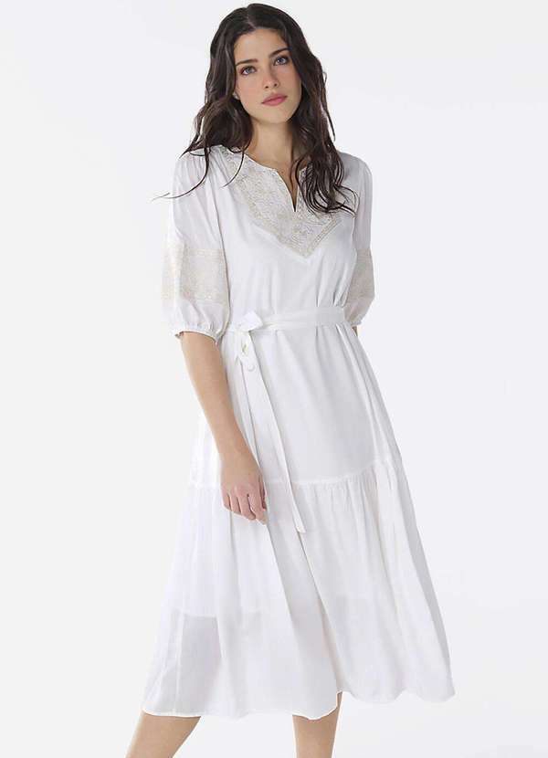 Sob - Vestido Branco Midi Bordado Sob com Mangas Forrado Branco