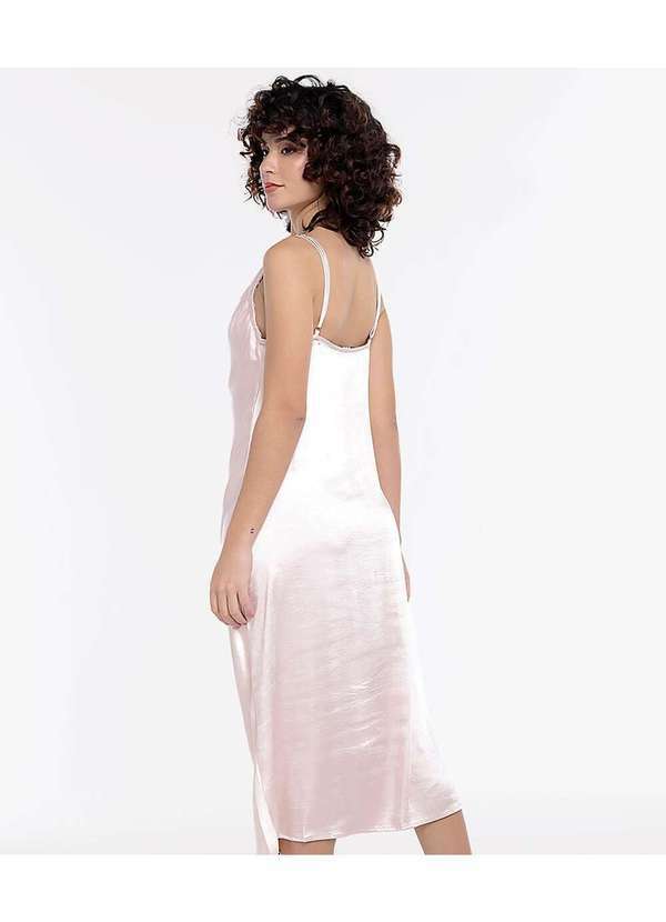 Sob - Vestido Midi Cetim Toque de Seda Decote Degagê Champagne Sob Bege 2