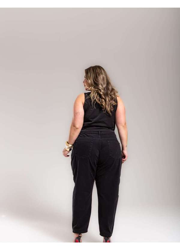 Razon Jeans - Calça Feminina Plus Size Flare - Preto 6