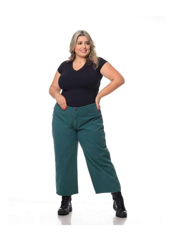 Razon Jeans - Calça Feminina Sarja Plus Pantacourt Verde Marinheiro - Verde