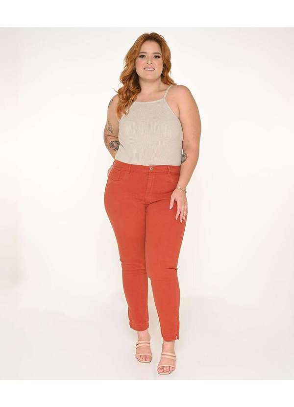 Razon Jeans - Calça Feminina Sarja Plus Skinny Ocre - Vermelho