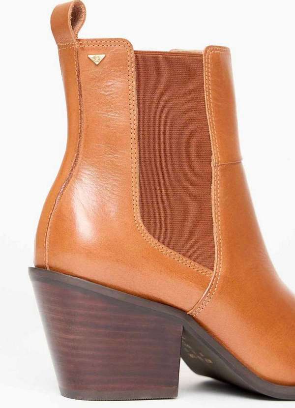 Lança Perfume - Bota Chelsea Couro com Bico Quadrado A1933 2