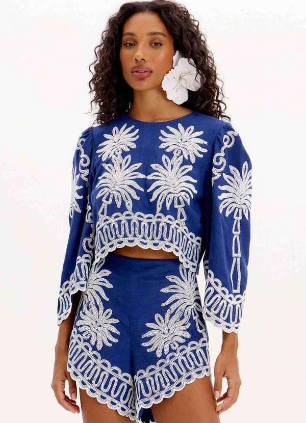 Lança Perfume - Blusa Cropped Bordada de Mangas Médias A2025