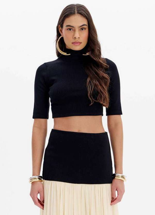 Lança Perfume - Blusa Cropped com Gola Alta e Manga Curta A0003