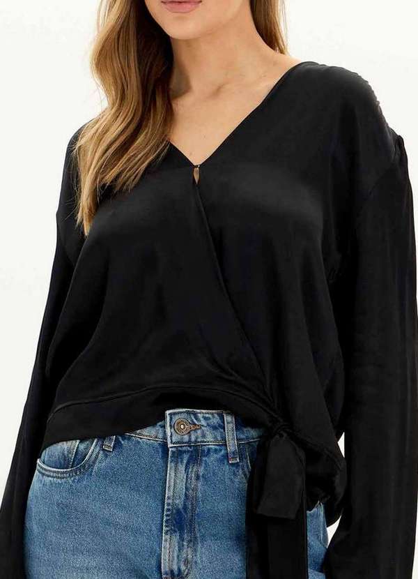 Lança Perfume - Blusa Manga Longa Decote V A0003 2