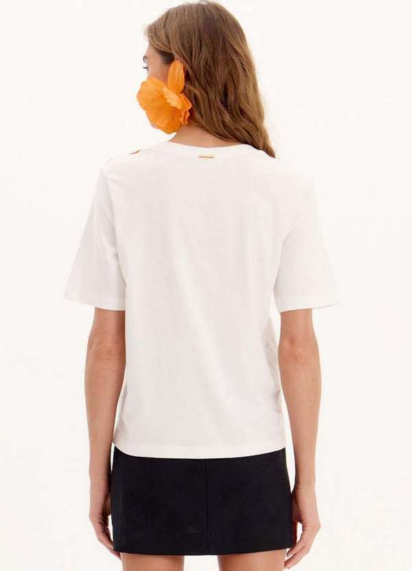 Lança Perfume - Blusa T-Shirt Comfy com Aplicação de Flores A0001 4