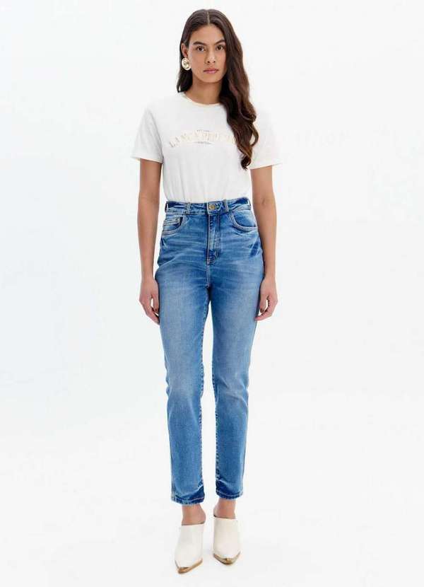 Lança Perfume - Calça Jeans Luna Mom Cintura Alta e Enfeite Bolsos A0004