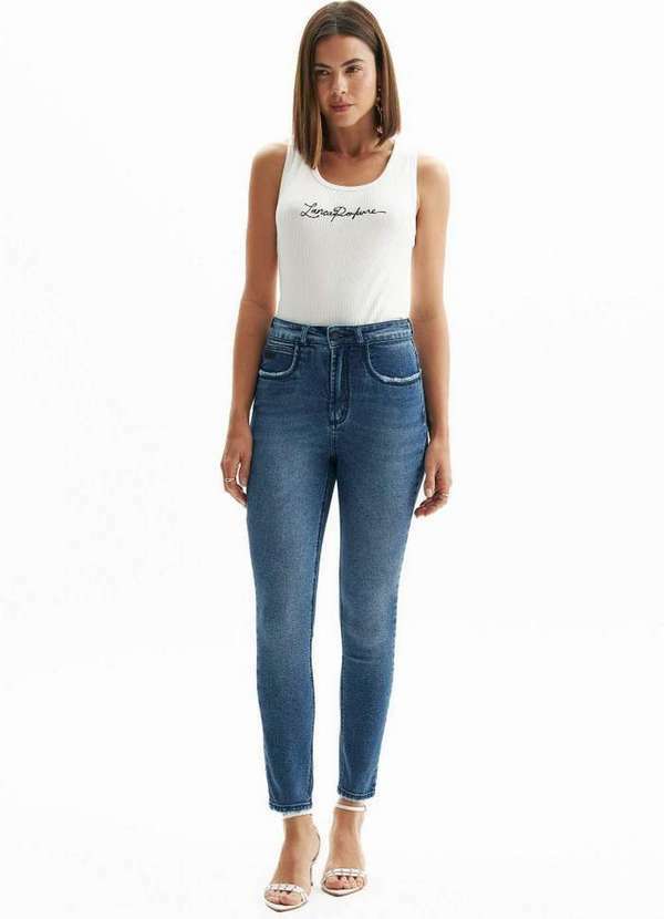 Lança Perfume - Calça Jeans Skinny com Bolso Posterior Bordado A0004