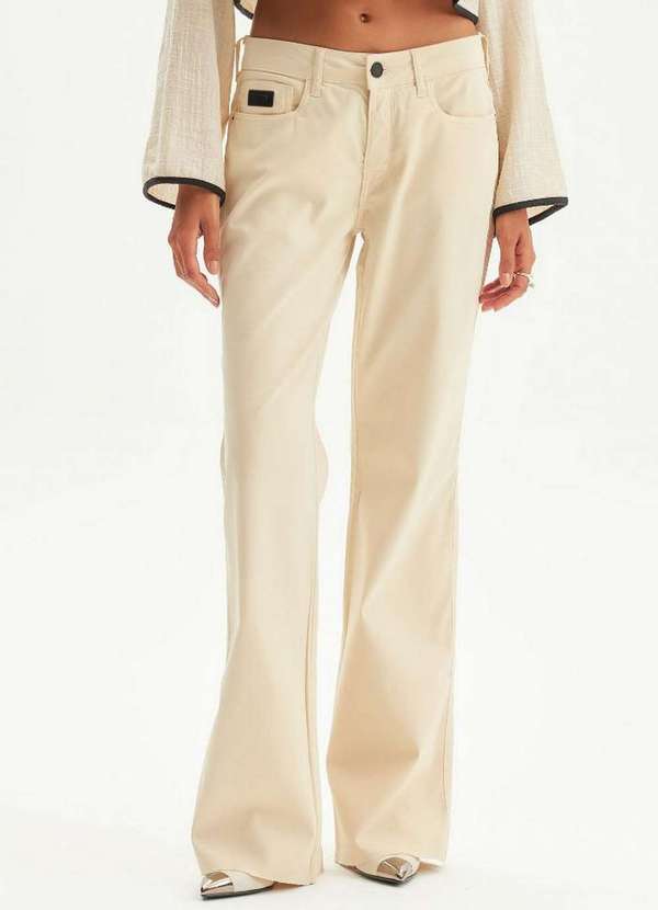 Lança Perfume - Calça Sarja Flare Cintura Alta A0598