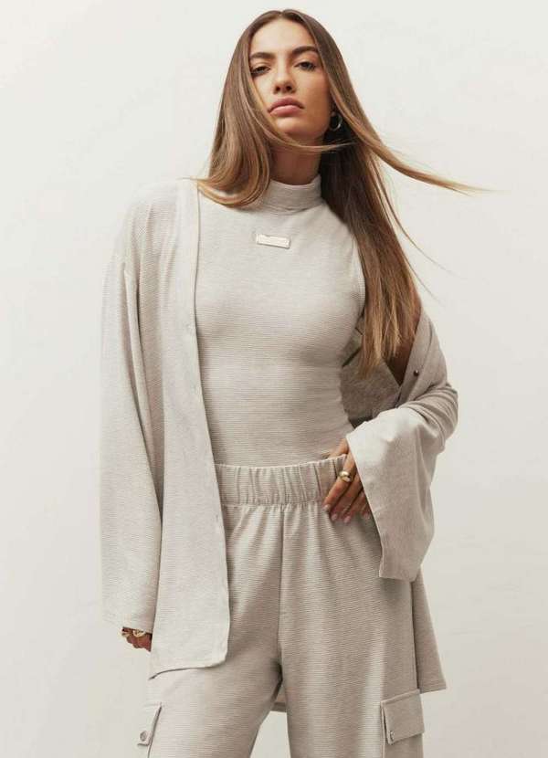 Lança Perfume Easy - Cardigã Oversized Alongado A0001