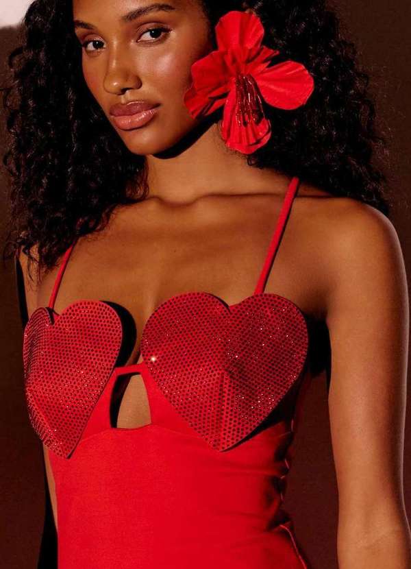 Lança Perfume - Vestido Curto de Alças com Aplique Coração A2086 2