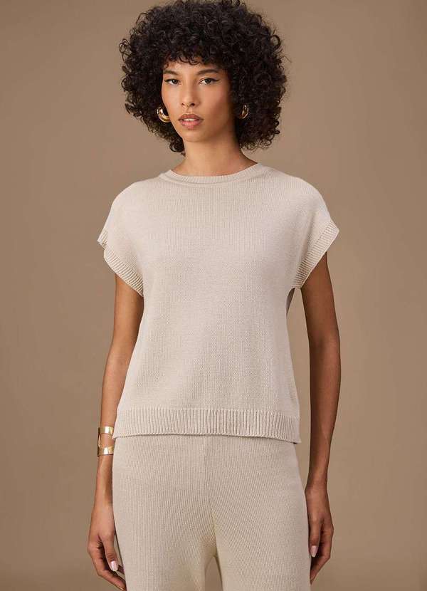 Maria.valentina - Blusa Maria.Valentina Ajustada Decote Careca Manga Curta Padrão B Bege 2