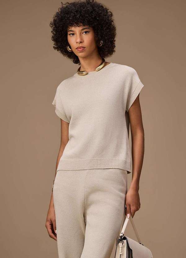 Maria.valentina - Blusa Maria.Valentina Ajustada Decote Careca Manga Curta Padrão B Bege 4