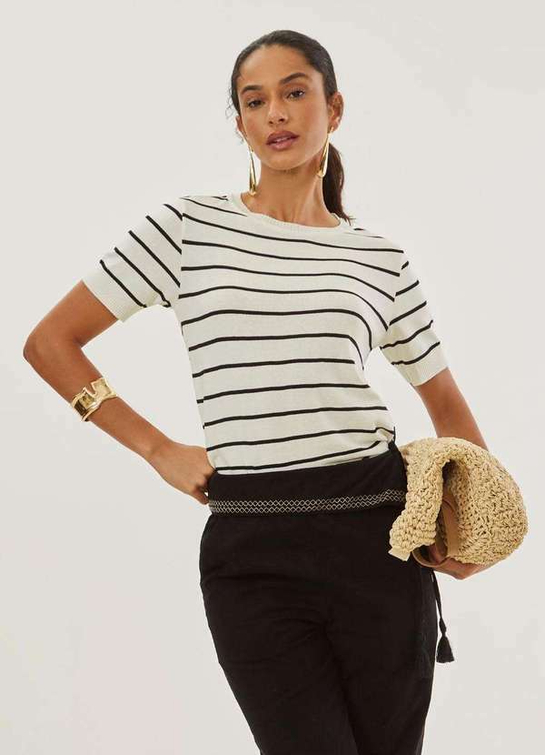Maria.valentina - Blusa Maria.Valentina Ajustada Decote Careca Manga Curta Padrão o Branco