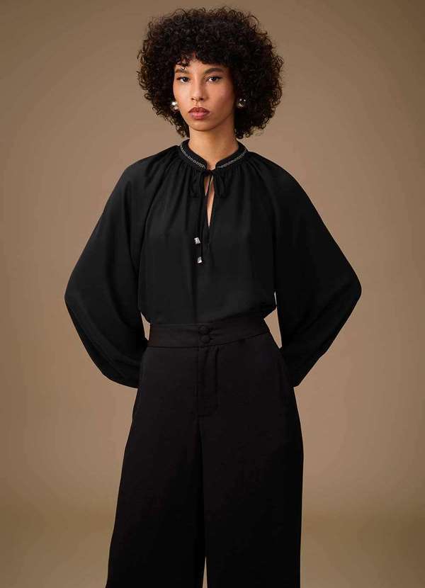 Maria.valentina - Blusa Maria.Valentina Solta Decote Careca Manga Longa Padrão Pret Preto