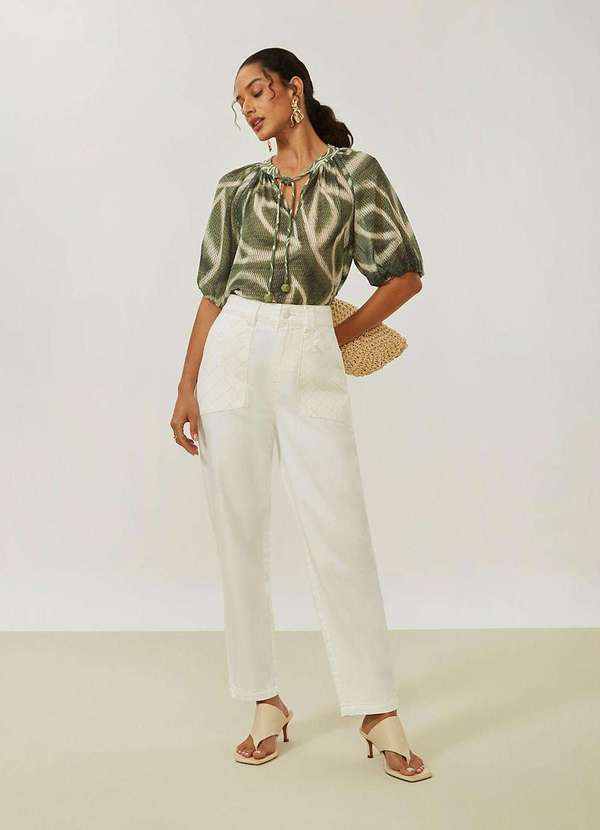 Maria.valentina - Blusa Maria.Valentina Solta Decote V Manga 3 Quartos Padrão Verde Verde