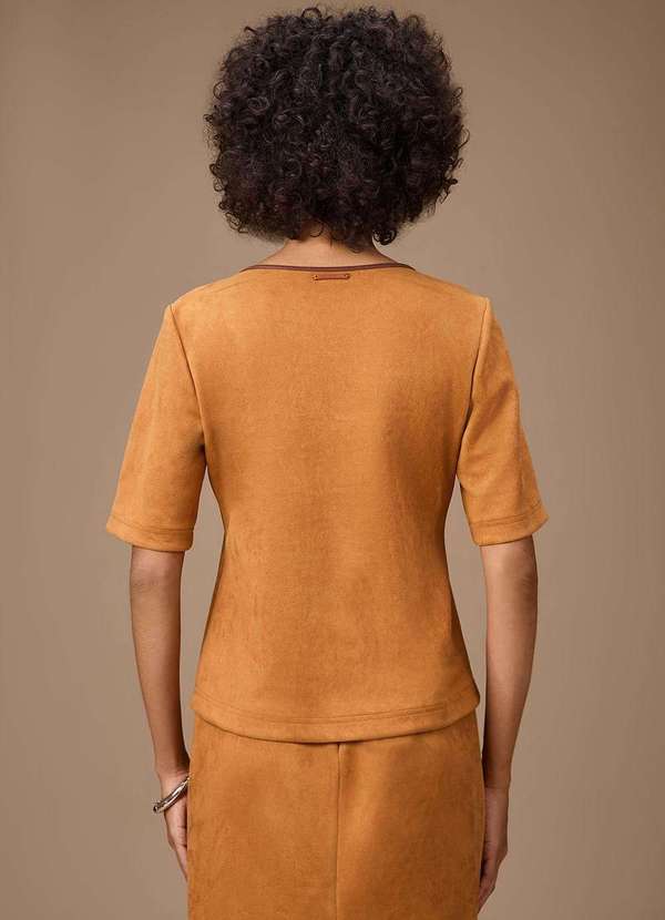 Maria.valentina - Camiseta Maria.Valentina Solta Decote Careca Manga Curta Padrão M Marrom 4