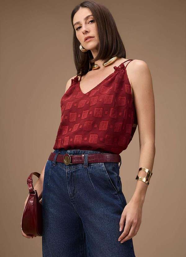 Maria.valentina - Regata Maria.Valentina Solta Decote V Padrão Bordo Vermelho